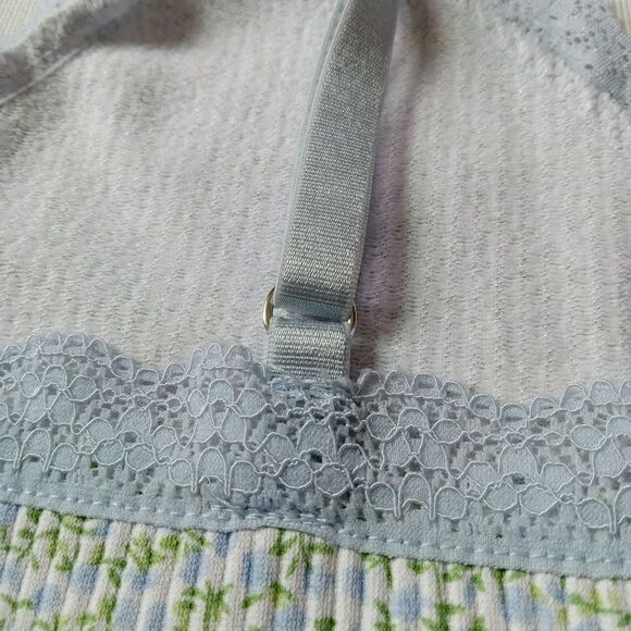 H&M Blue and Green Lace Trim Floral Print Cropped Ribbed Camisole Women's Large - Picture 12 of 12
